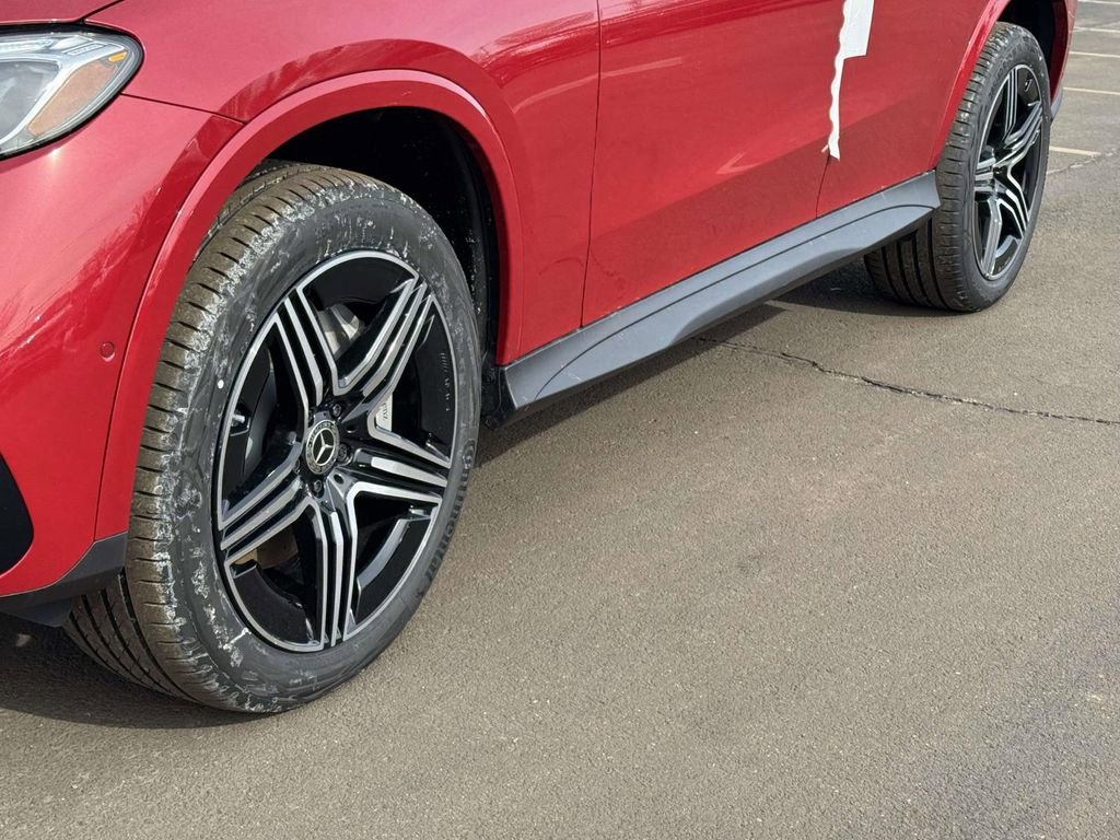 New 2026 MANUFAKTUR Patagonia Red Metallic Mercedes-Benz GLC 300 image 13