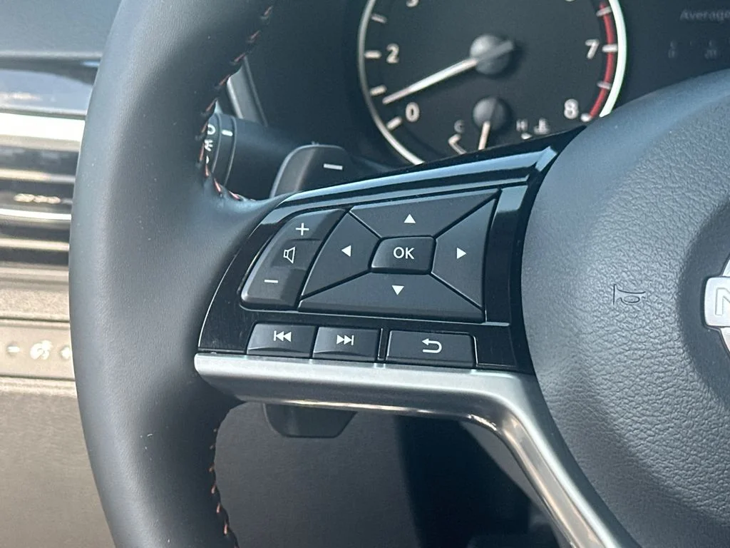 Used 2025 Gray Nissan 2.5 SR image 24