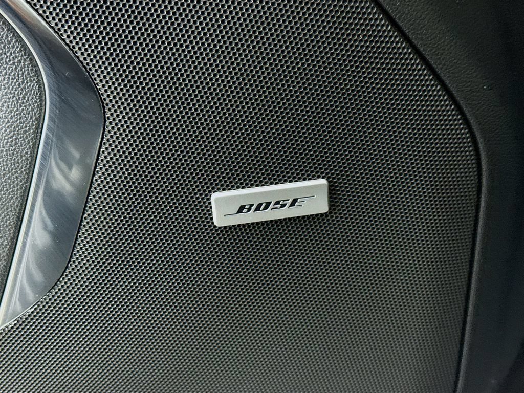 Used 2022 Black Chevrolet LT image 19