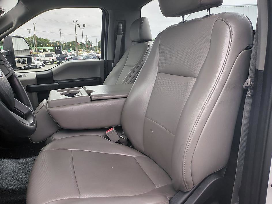 Used 2019 OXFORD WHITE Ford XL image 14