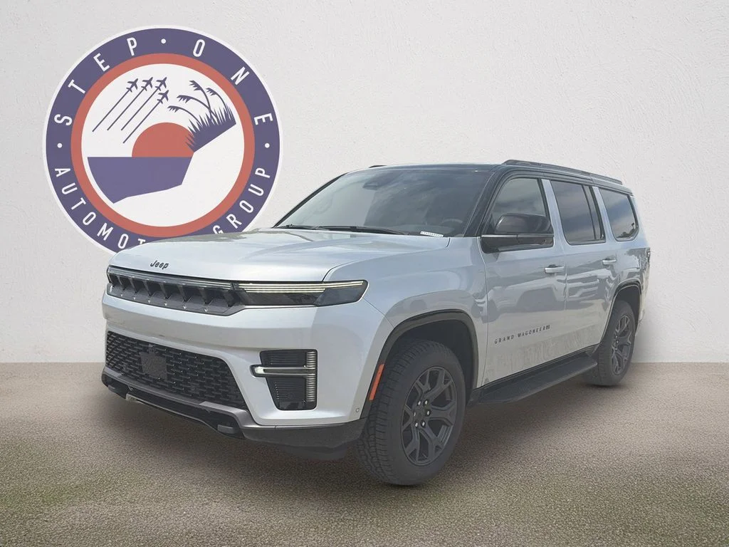 New 2026 Silver-Zynith Exterior Paint Jeep Upland image 2