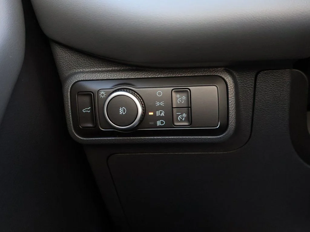 New 2026 Agate Black Metallic Ford Active image 33