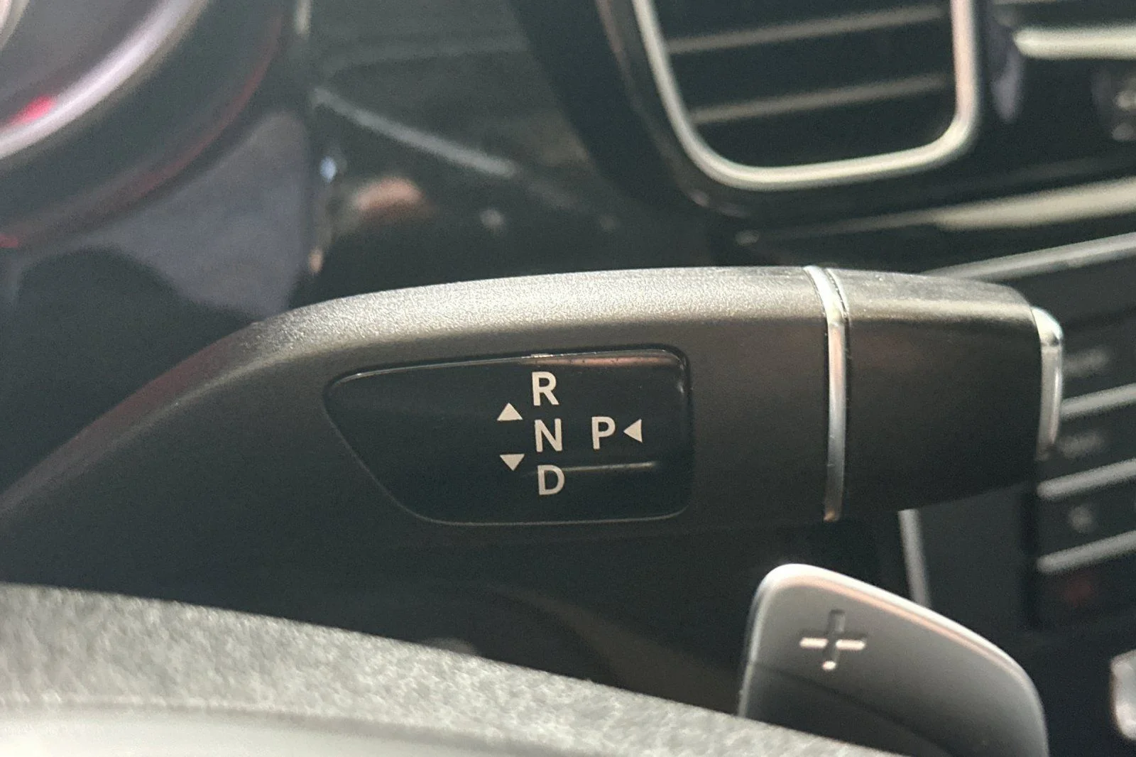 Used 2017  Mercedes-Benz GLS 450 image 25