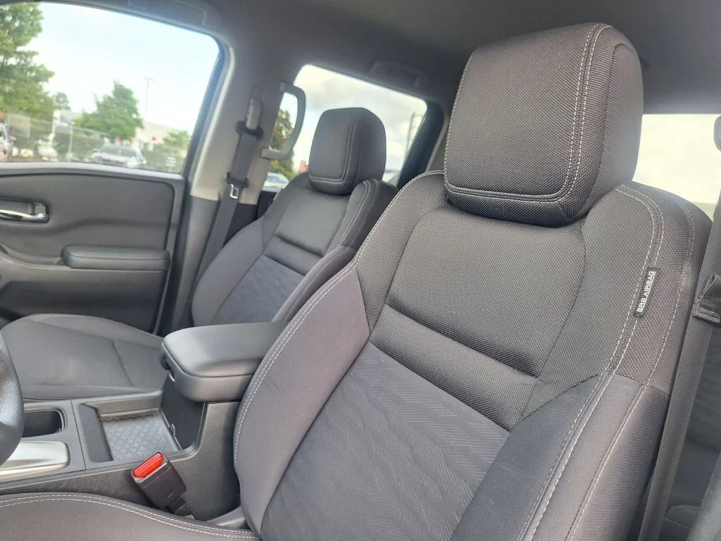 Used 2023 Red Nissan SV image 11