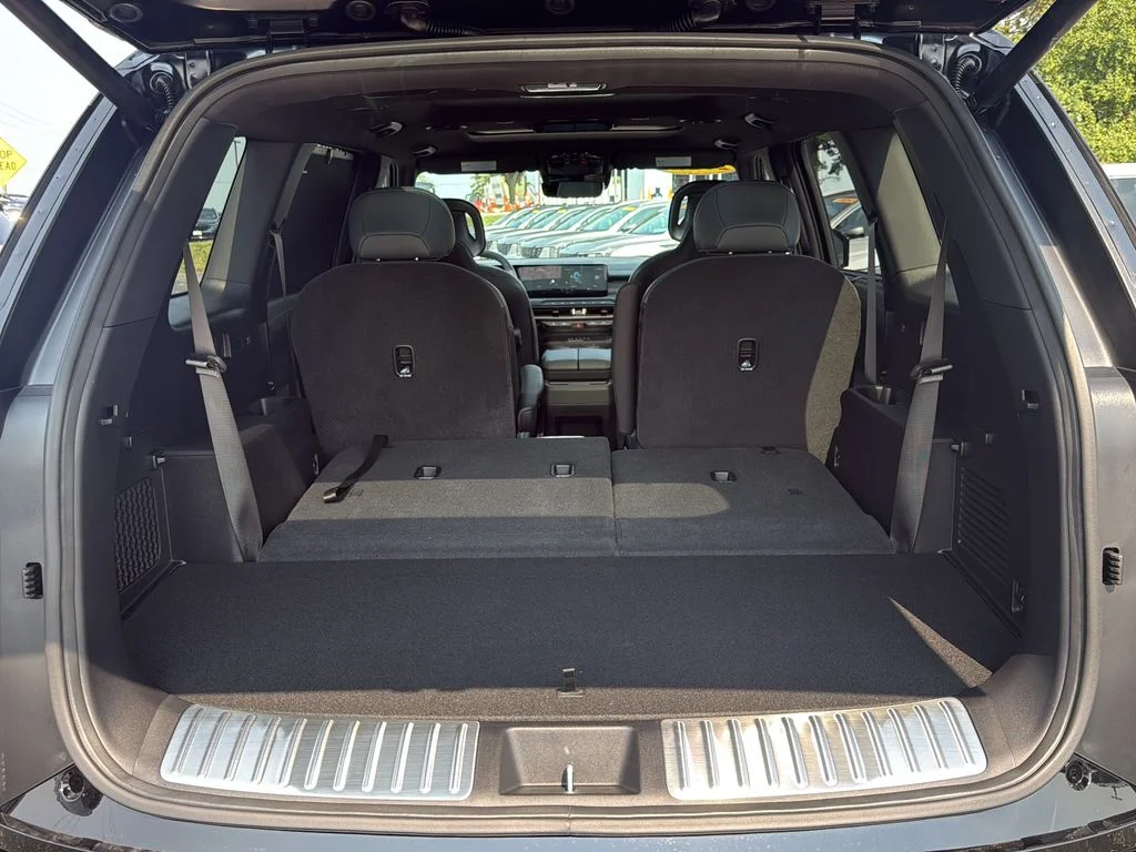 New 2027 Ebony Black Kia X-Line SX image 31