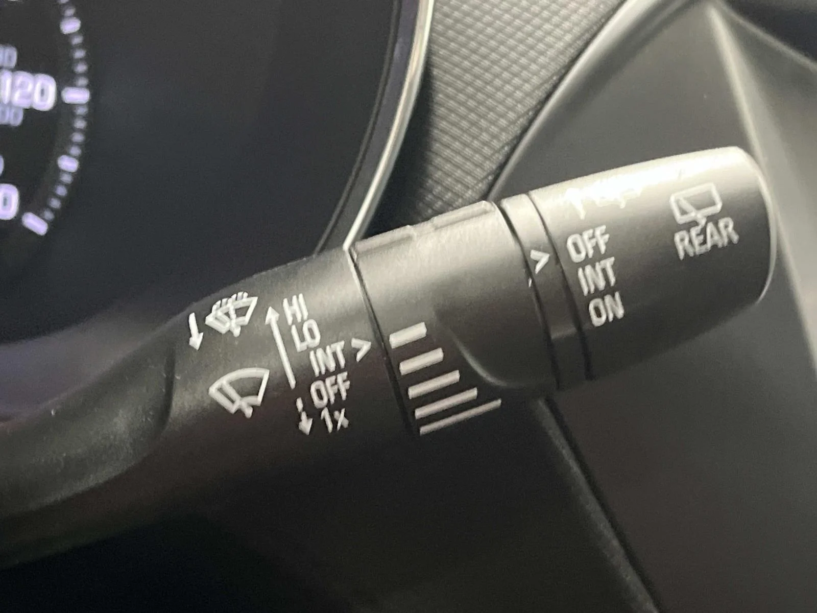 Used 2023 STERLING GRAY METALLIC Chevrolet LT image 25