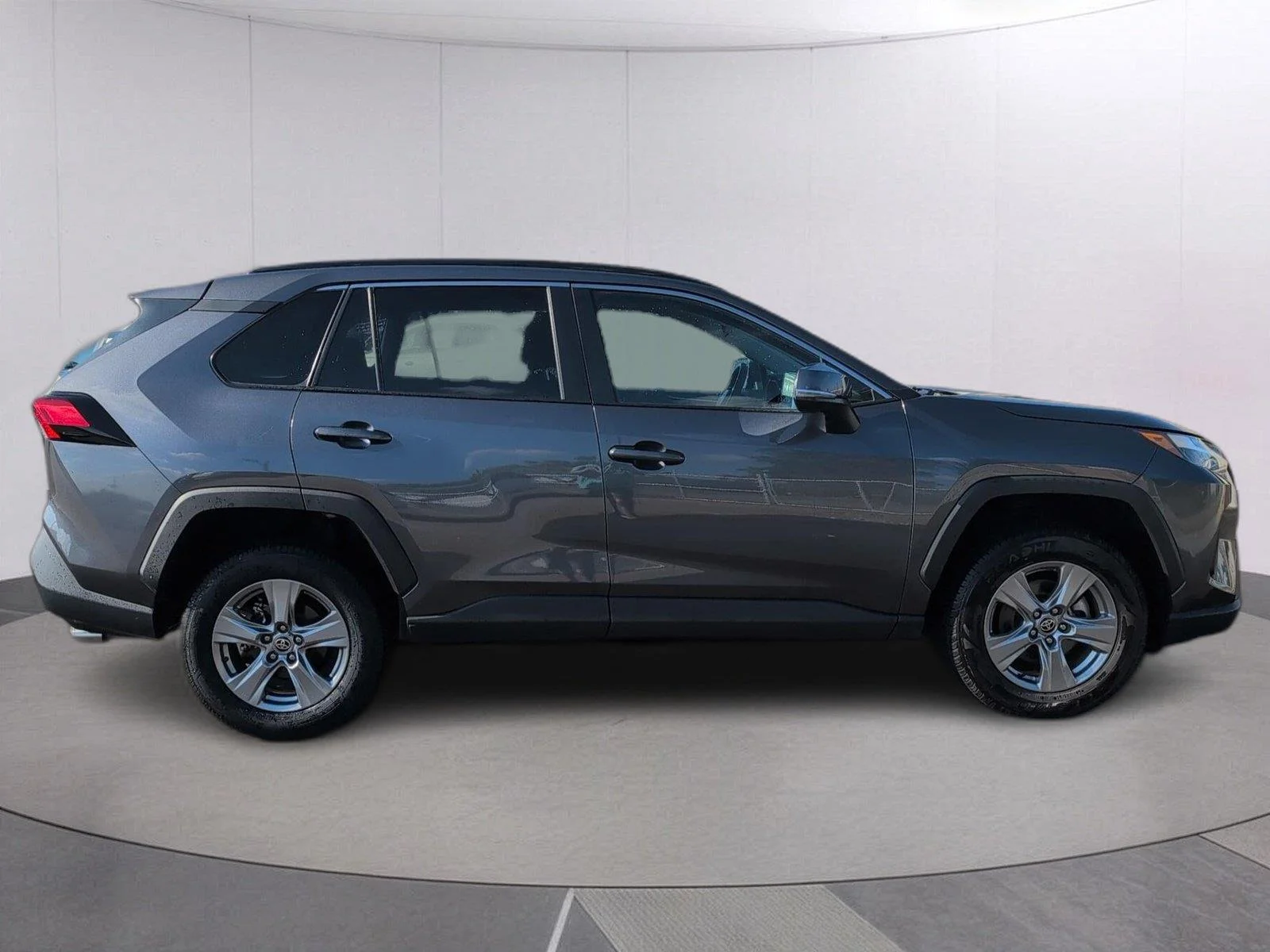 Used 2024 Magnetic Gray Metallic Toyota XLE image 6