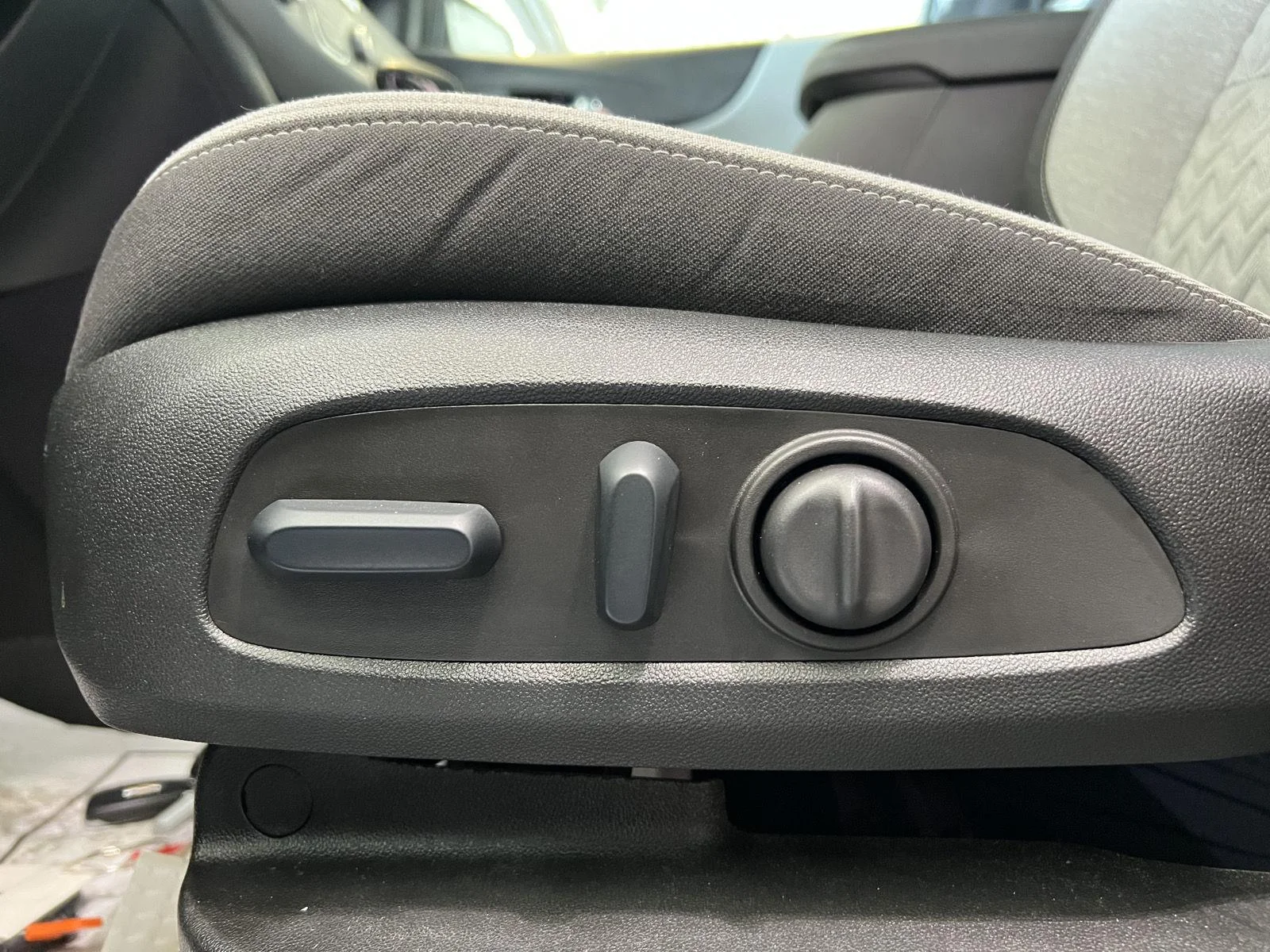 Used 2023 IRON GRAY METALLIC Chevrolet LT image 14