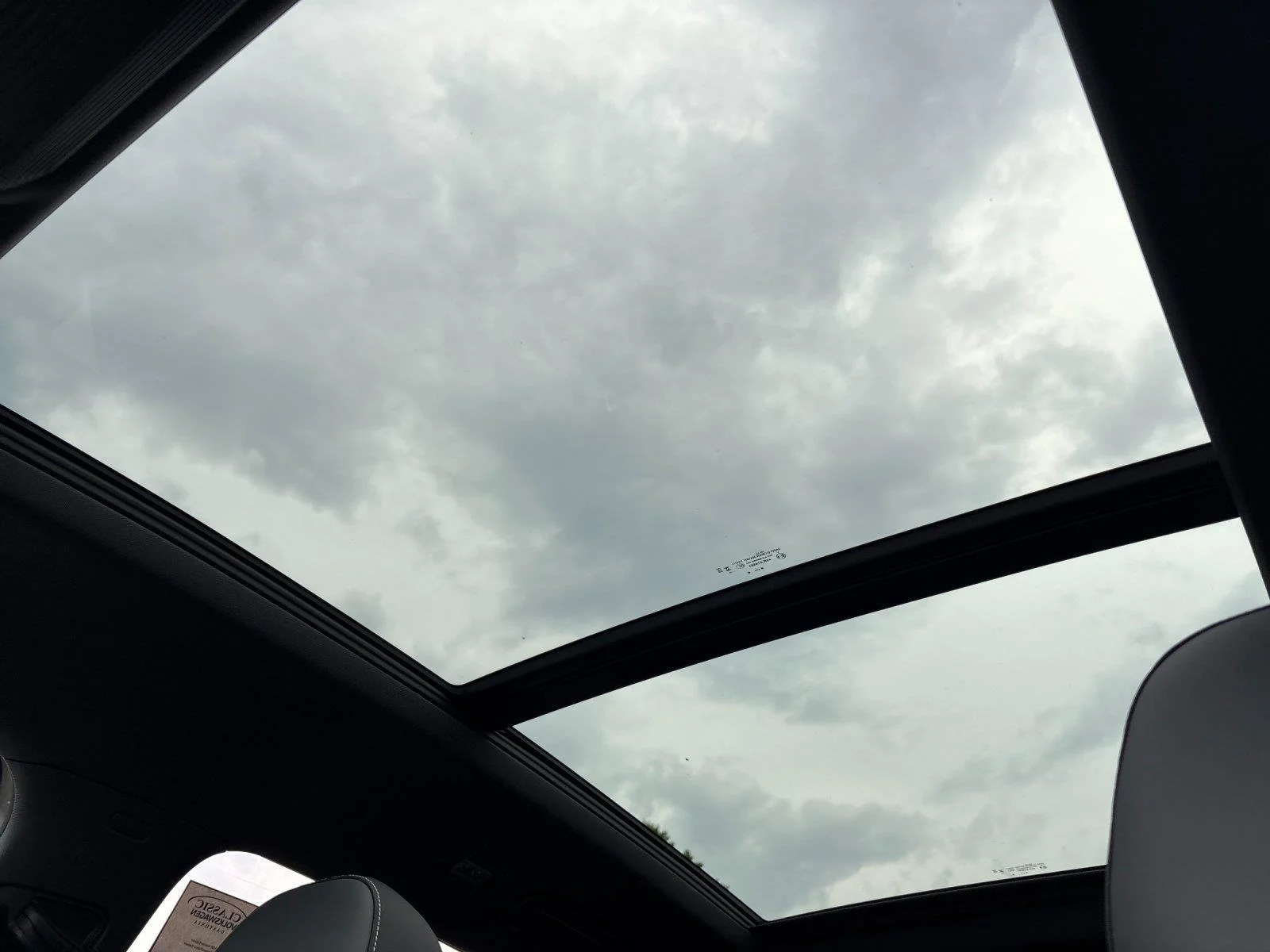 New 2026  Volkswagen SE R-Line Black image 30