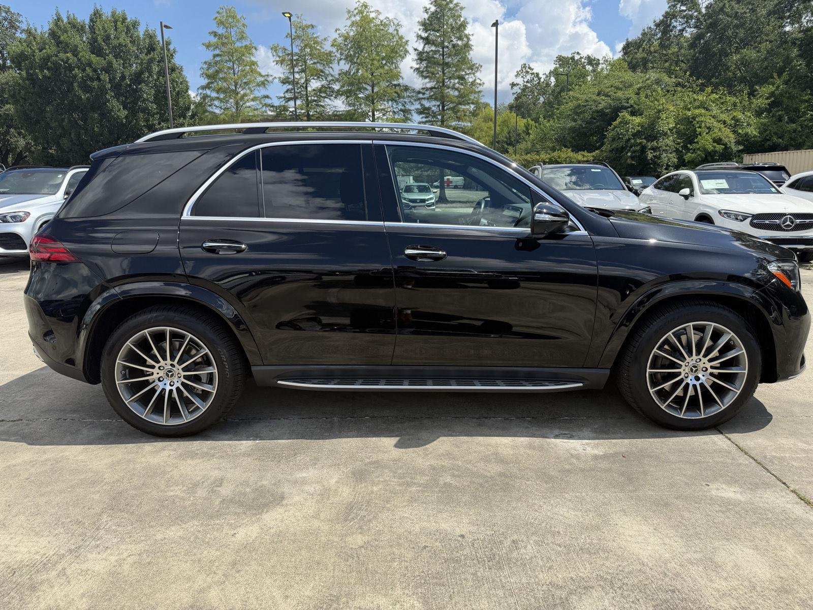 Certified Used 2024 Obsidian Black Metallic Mercedes-Benz GLE 450 image 28