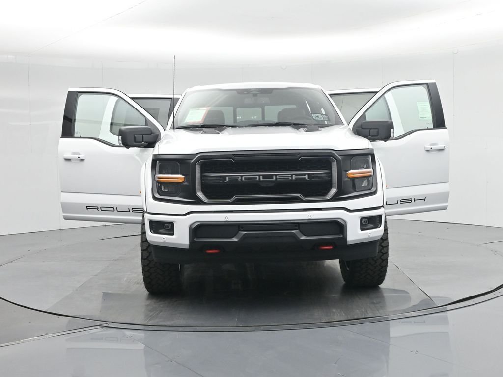 New 2025 Oxford White Ford XLT image 35