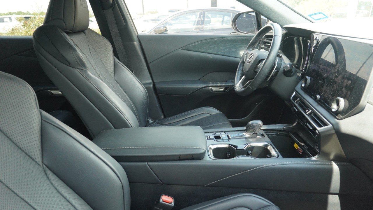 Certified Used 2023 White Lexus RX 350 F SPORT Handling image 12