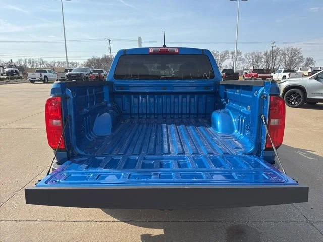 2022 Chevrolet Colorado LT - Photo 6