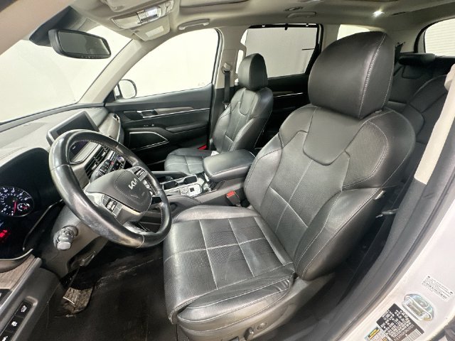 Used 2022 White Kia SX image 15
