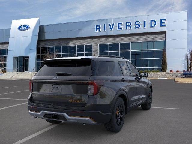 New 2026 Agate Black Metallic Ford Tremor® image 31