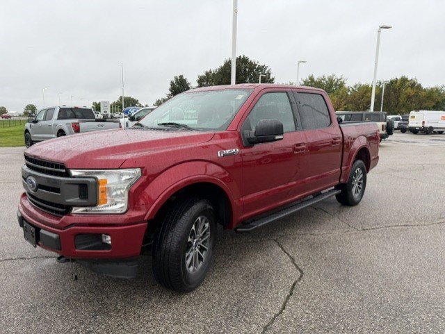 Used 2018 Ruby Red Metallic Ford XLT image 3