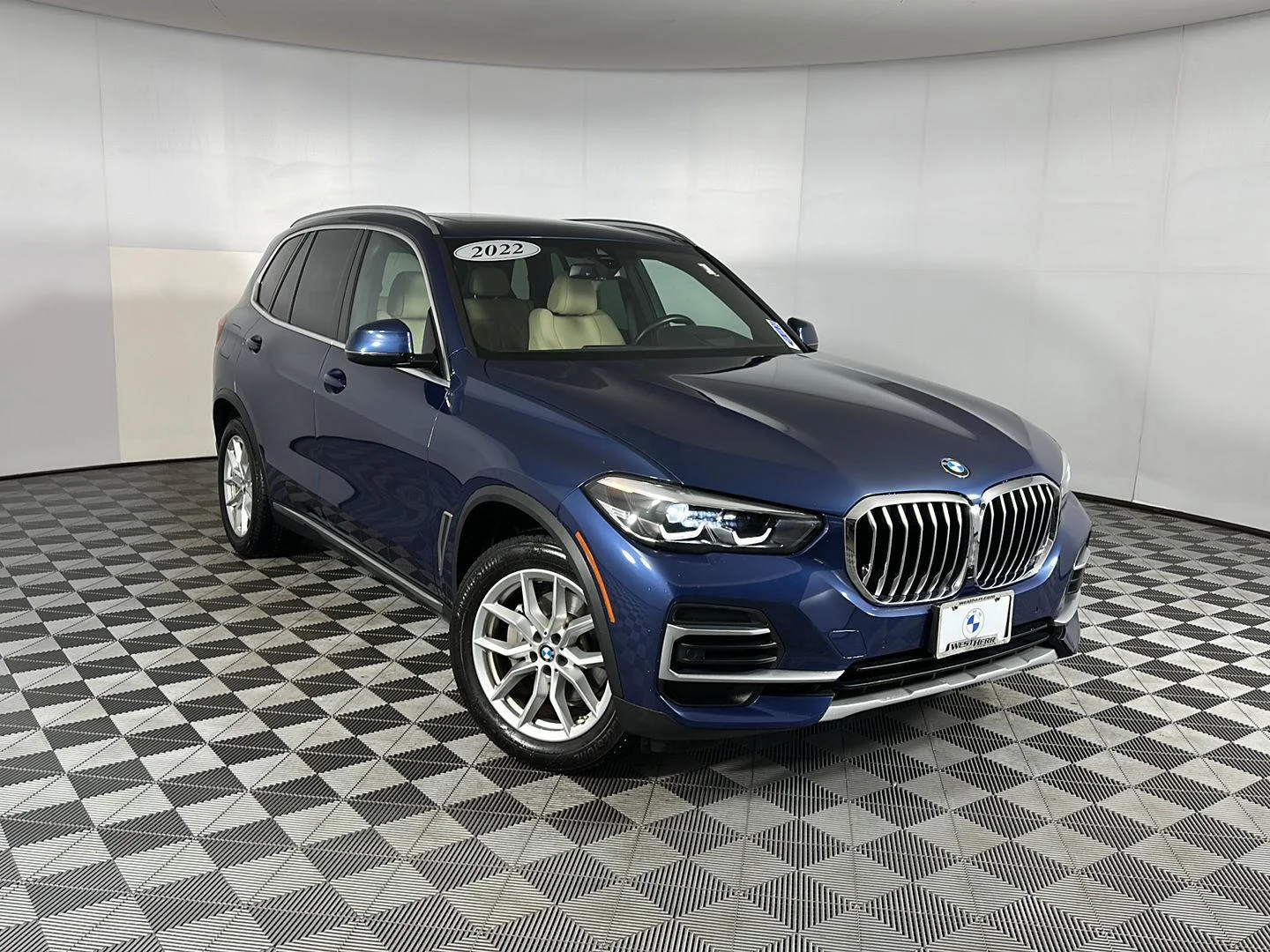 Used 2022 Phytonic Blue Metallic BMW xDrive40i image 11