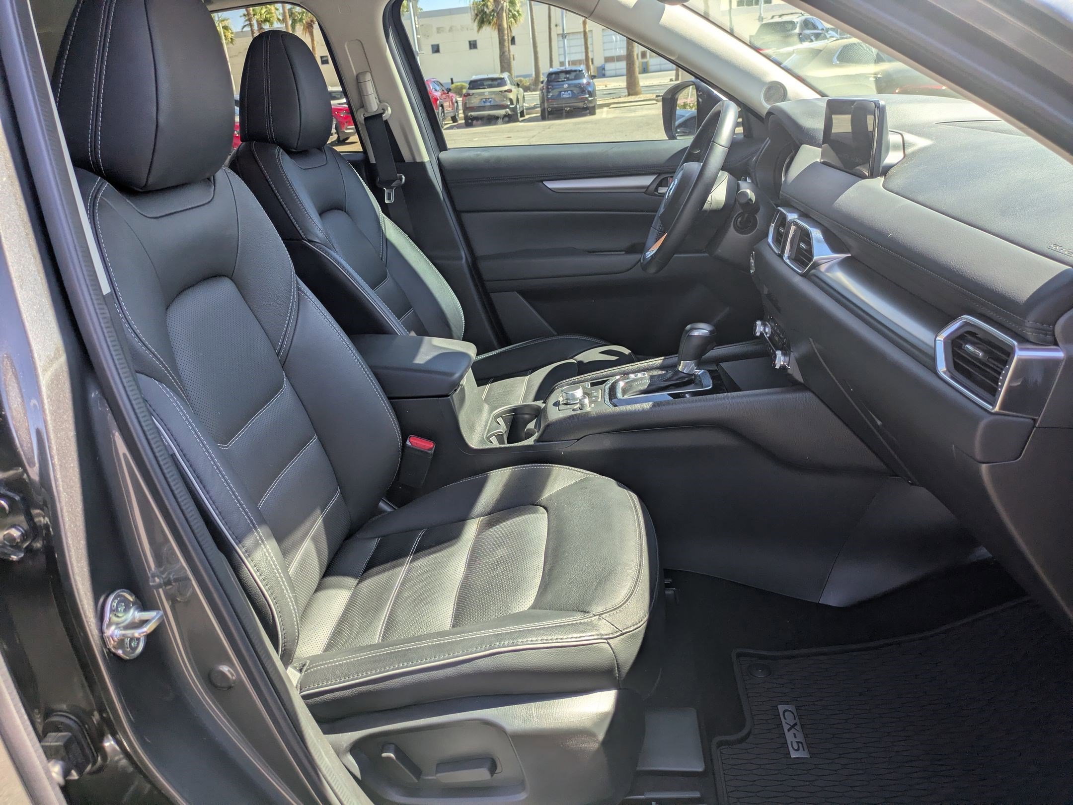 Used 2025 Machine Gray Metallic Mazda 2.5 S Preferred Package image 30