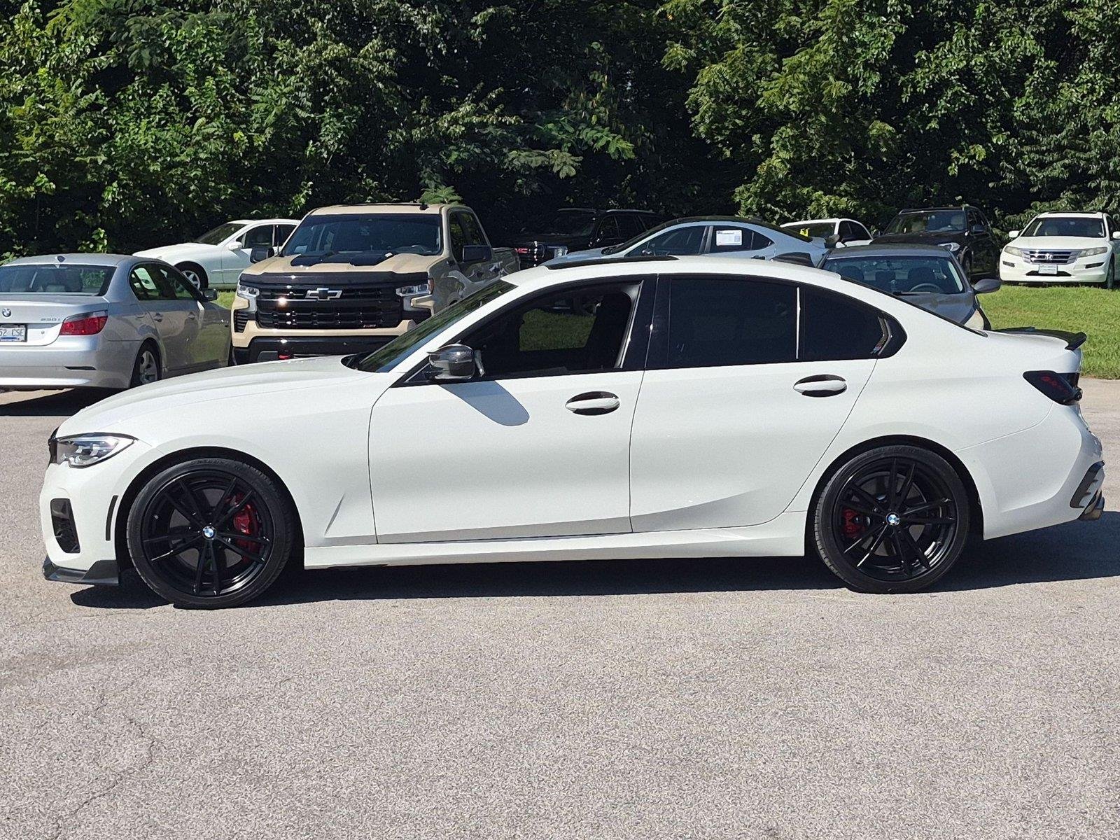 Used 2021 Alpine White BMW M340i image 2