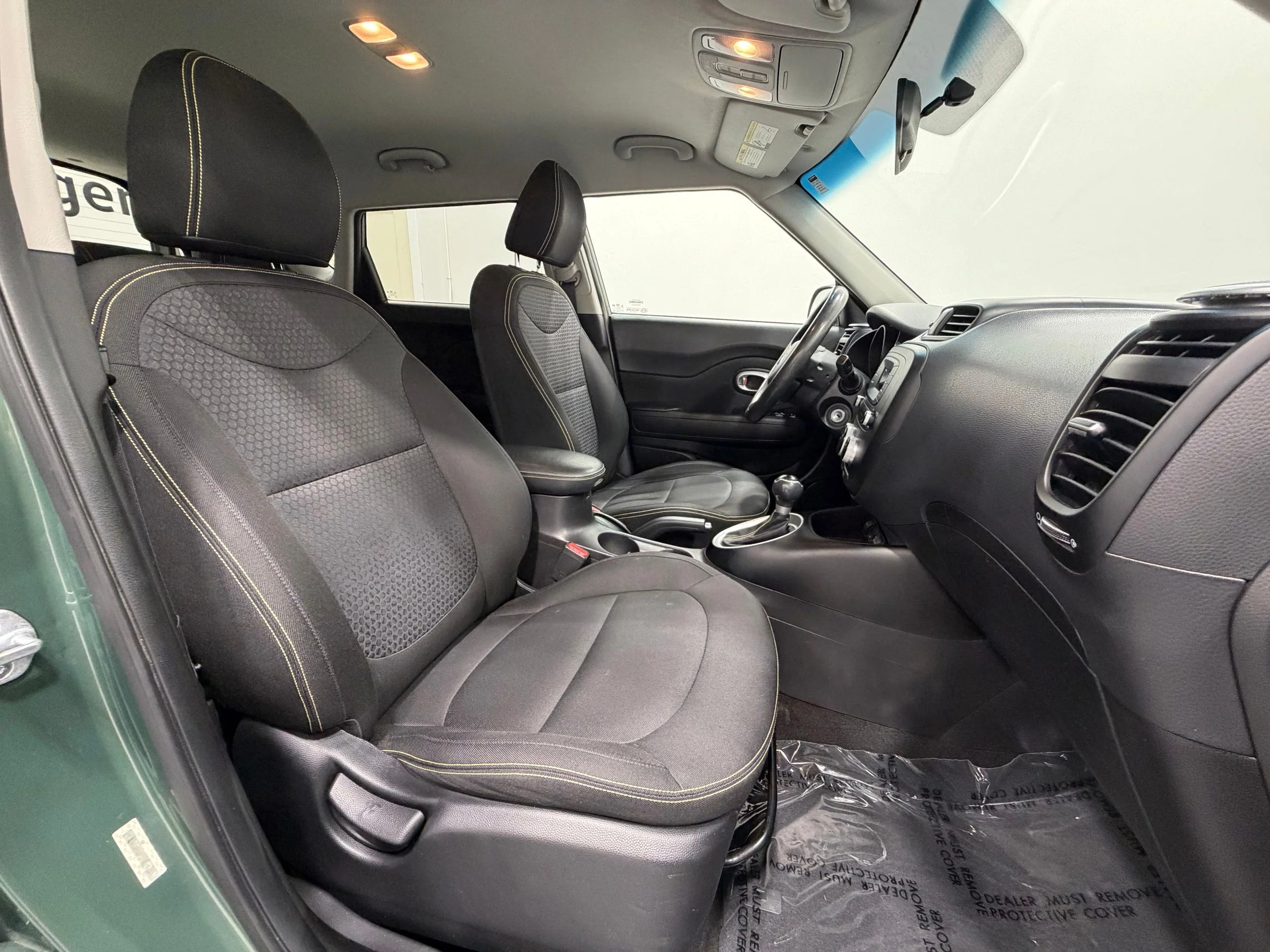 Used 2014 Green Kia Plus image 28
