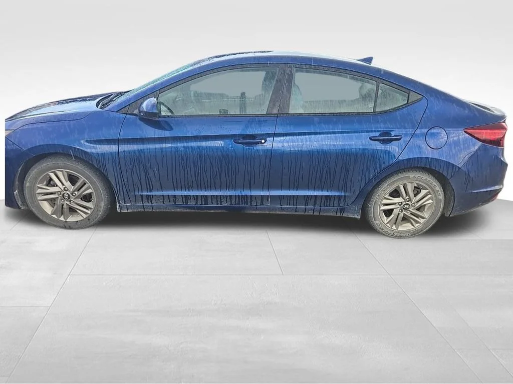 Used 2019 Lakeside Blue Hyundai SEL image 11