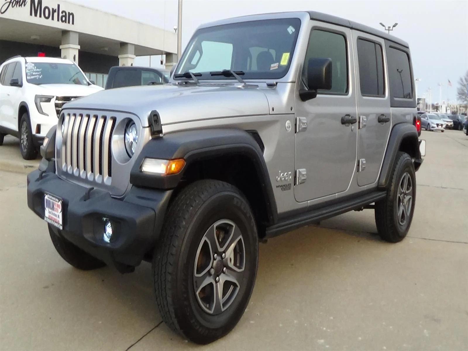 Certified Used 2019 Billet Silver Metallic Clear Coat (psc) Jeep Sport S image 2