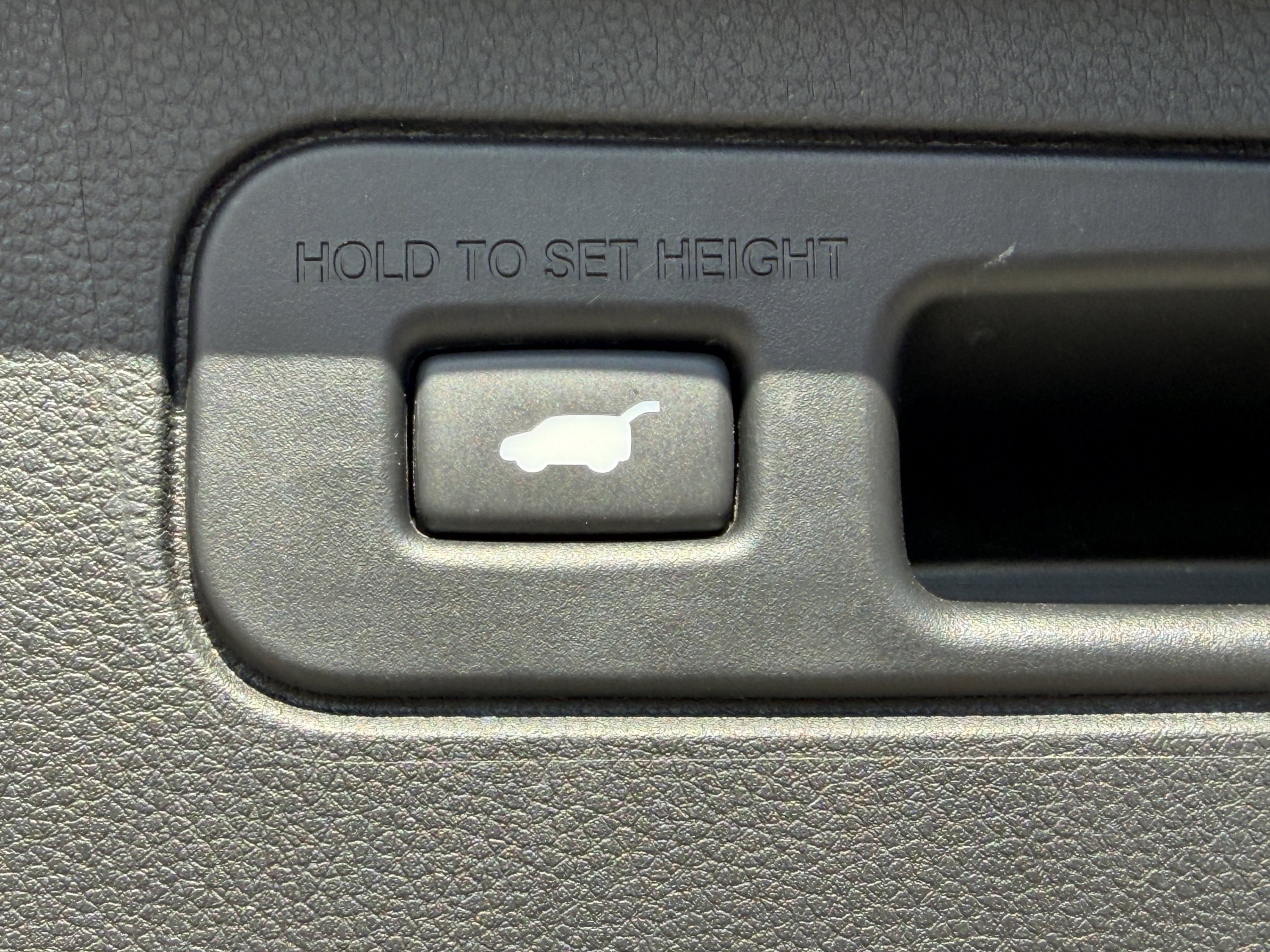 Used 2024 Sonic Gray Pearl Honda EX-L 8 Passenger image 18