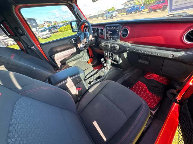 Used 2023 Orange Jeep Rubicon image 25