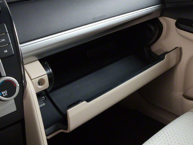 Used 2012 Cypress Pearl Toyota LE image 15