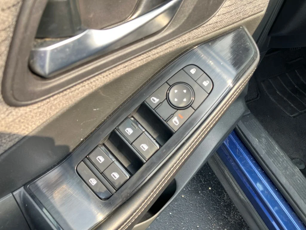 2023 Nissan Rogue SV - Photo 12