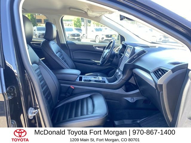 Used 2022 Black Ford SEL image 26