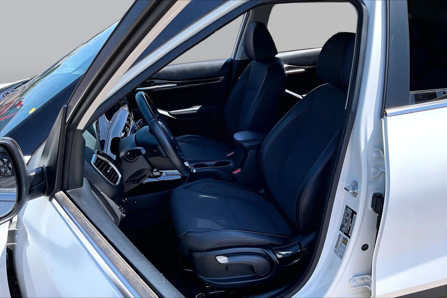Pre-Owned 2024 Kia Seltos S