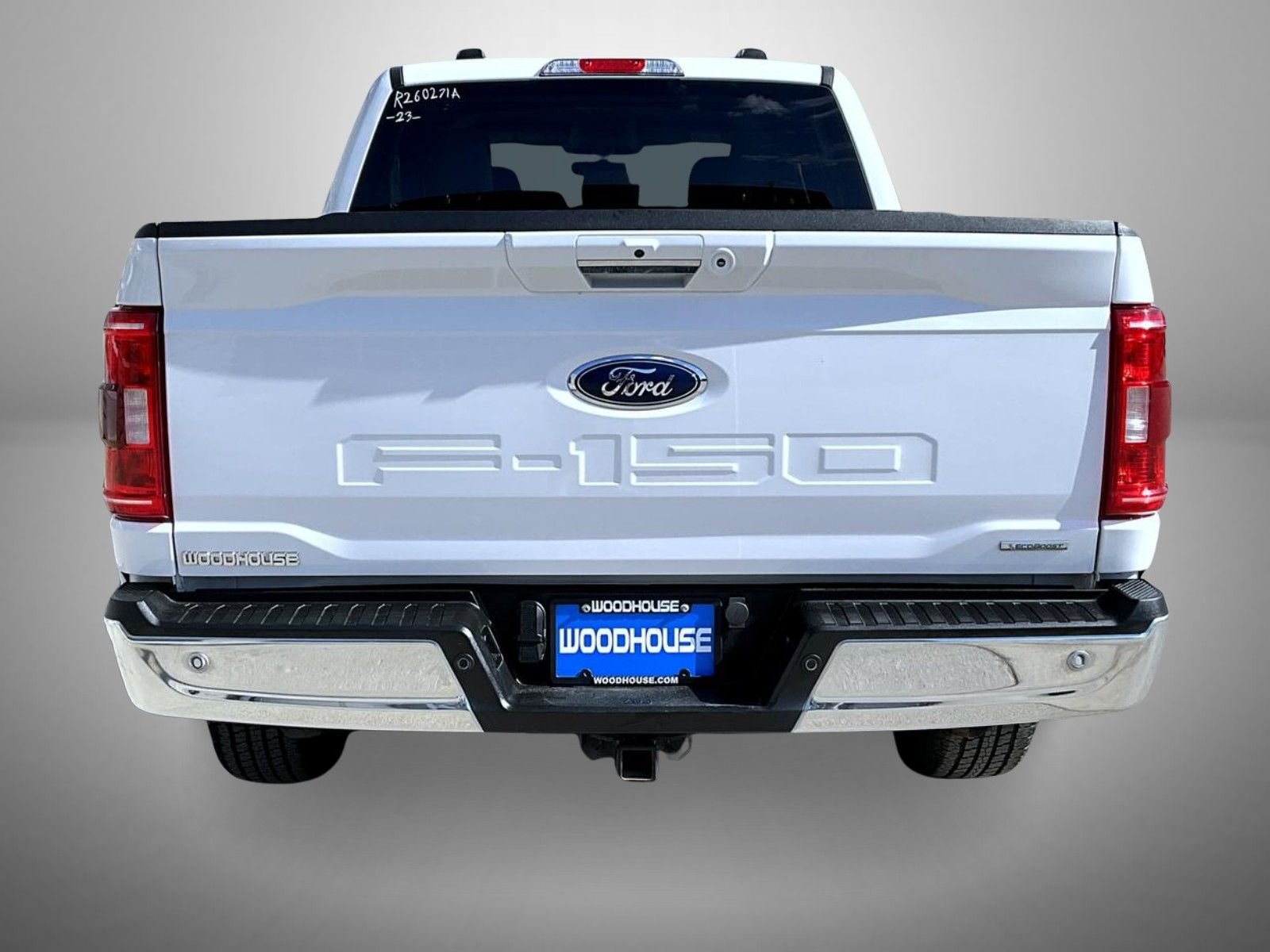 Used 2023 Oxford White Ford XLT image 6