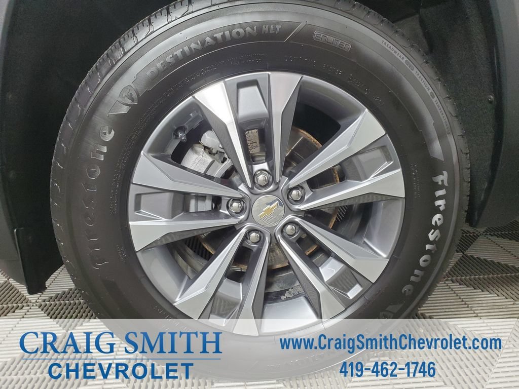 Used 2025 Sterling Gray Metallic Chevrolet LT image 32