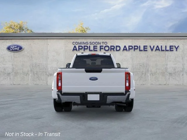 New 2026 Oxford White Ford XLT image 5