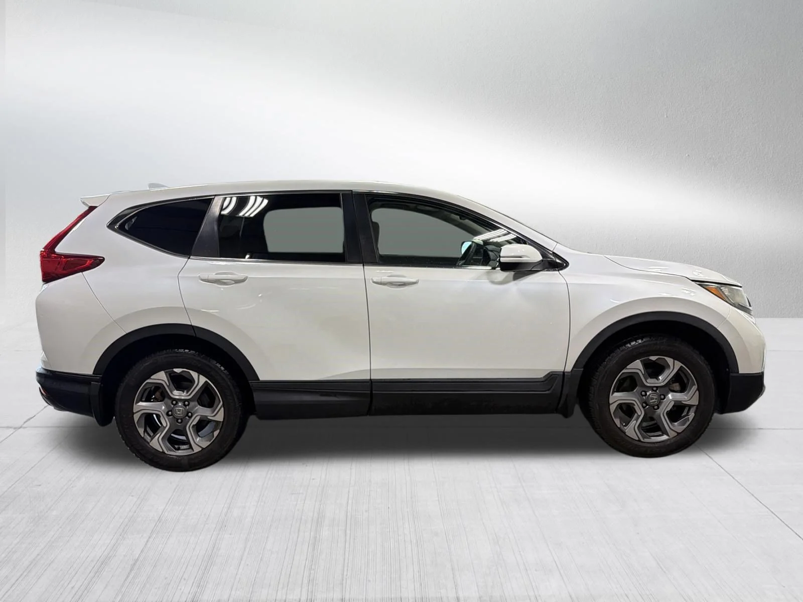 Used 2018  Honda EX image 8