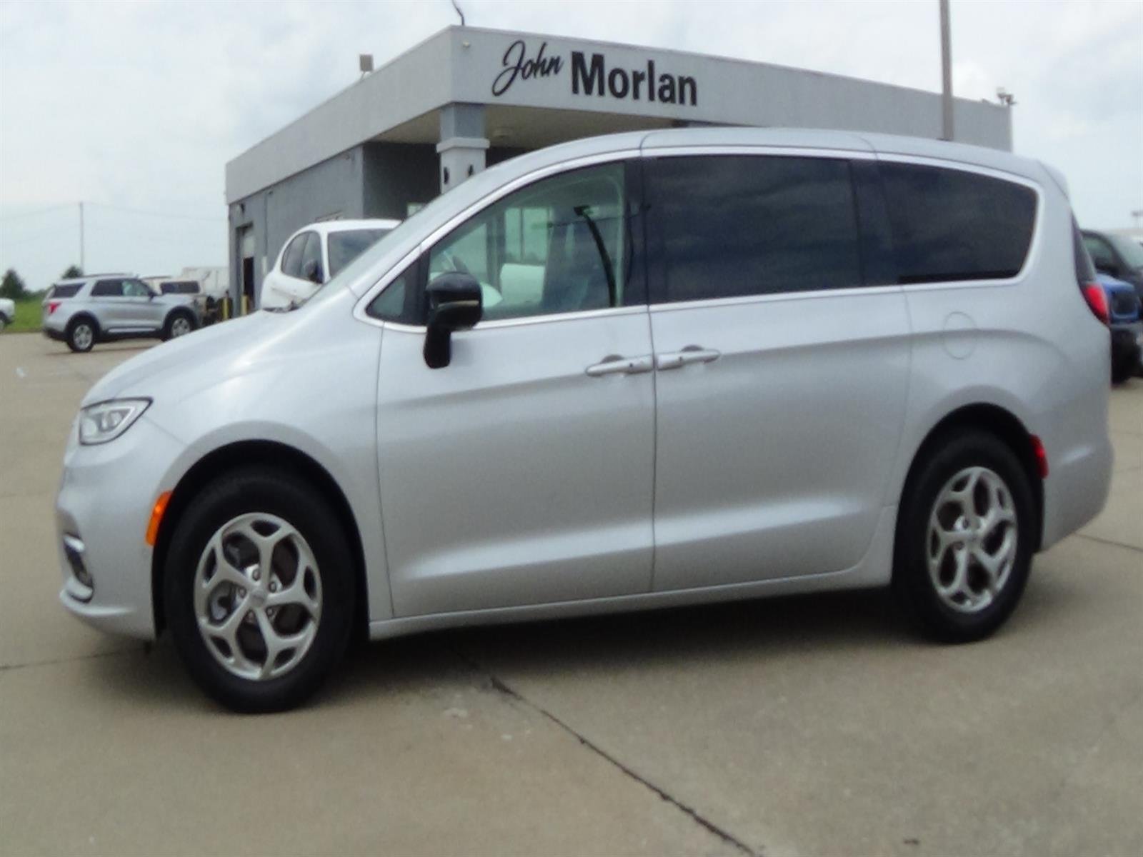 2024 Chrysler Pacifica