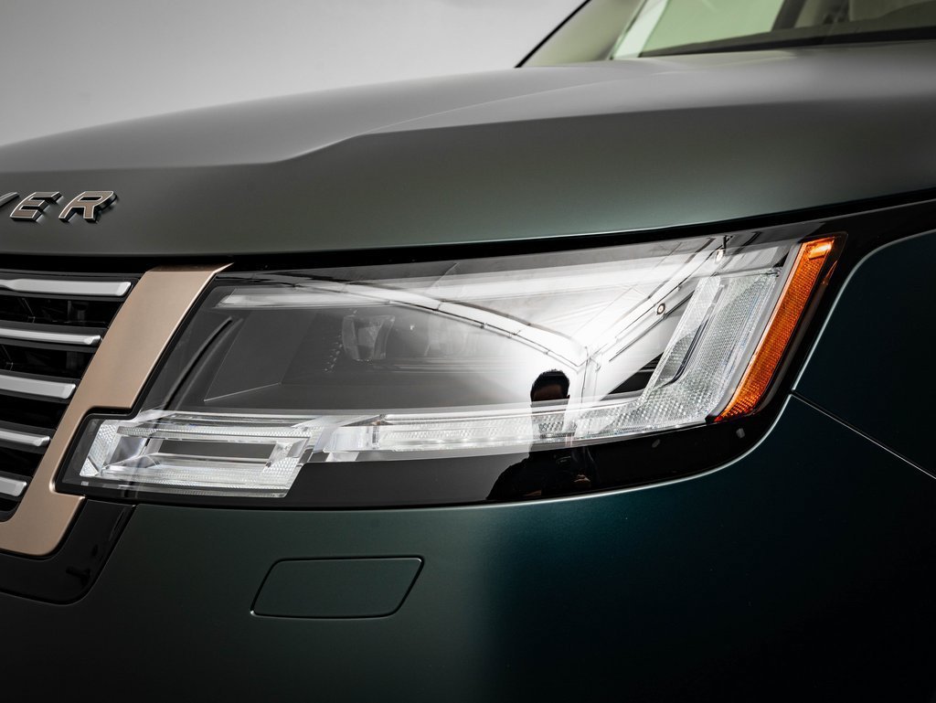 2026 Land Rover Range Rover SV - Photo 15