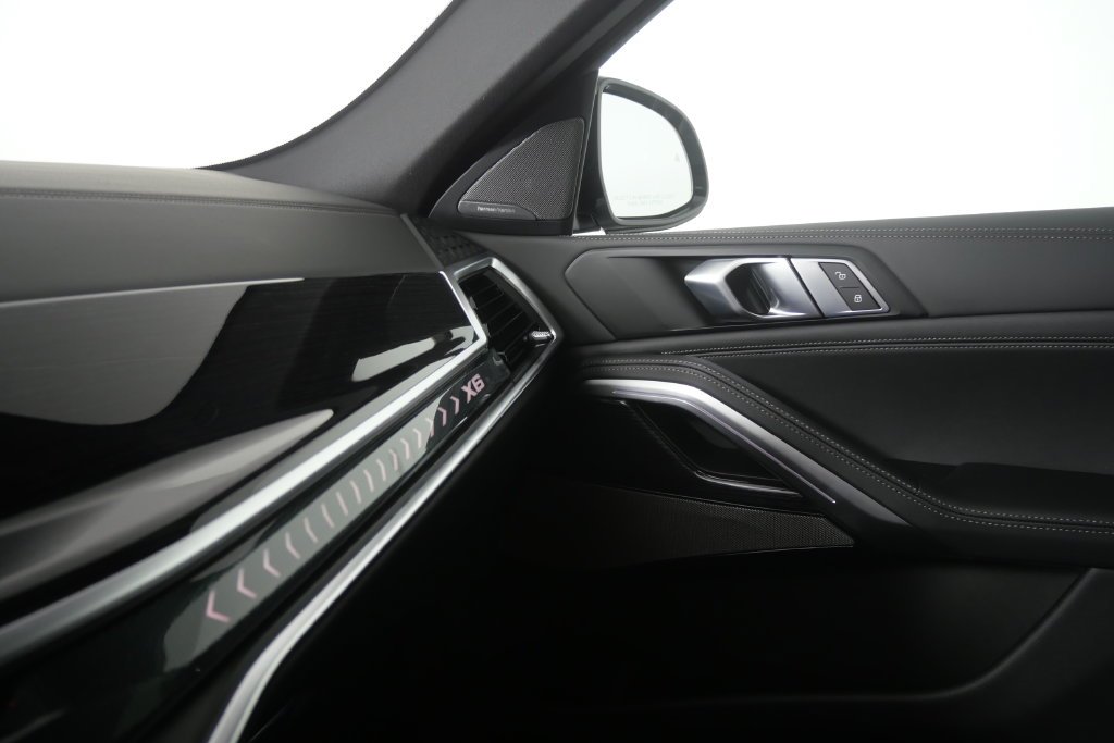 New 2027 Brooklyn Grey Metallic BMW xDrive40i image 25
