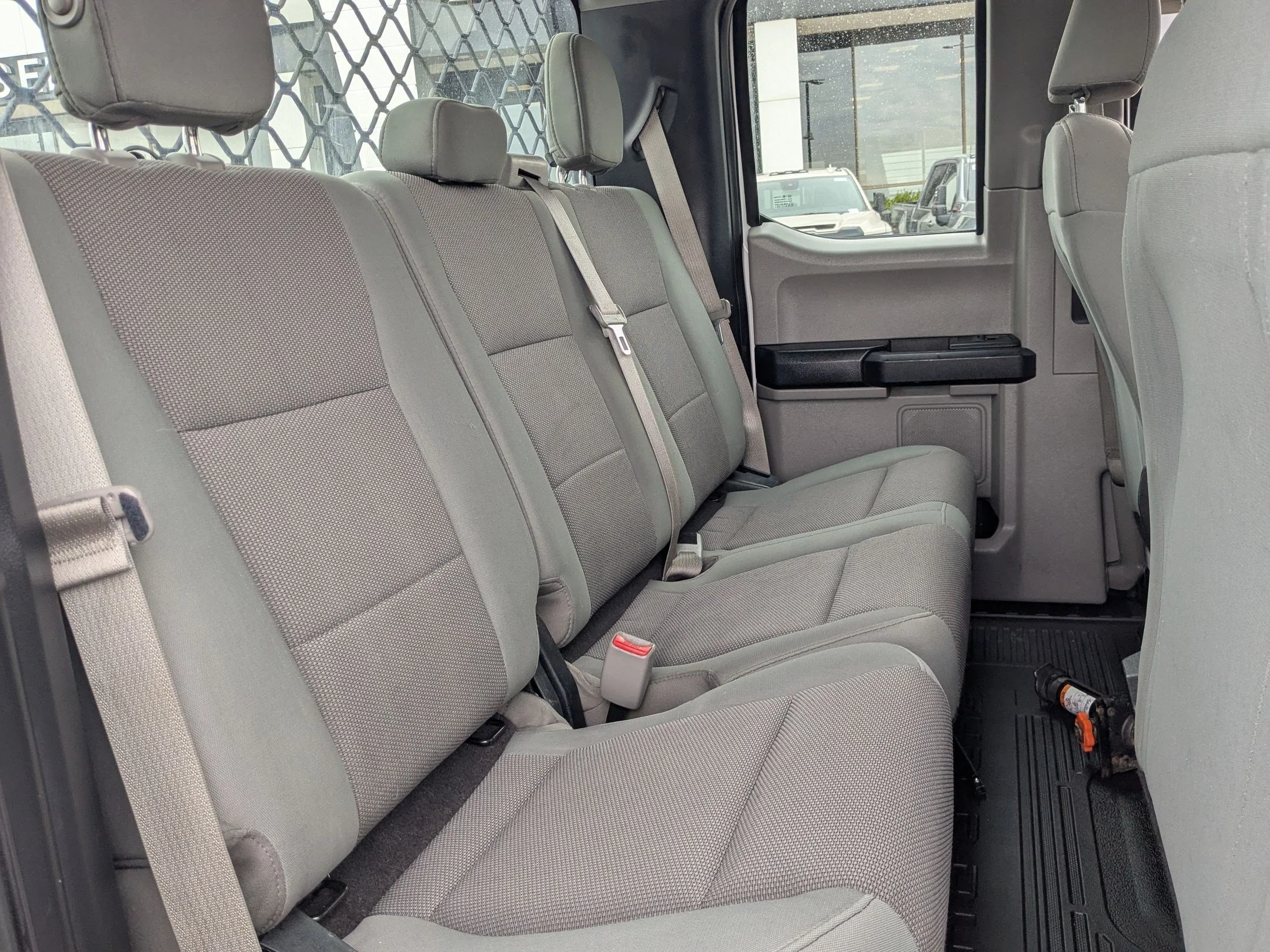 Used 2017 Oxford White Ford XL image 26