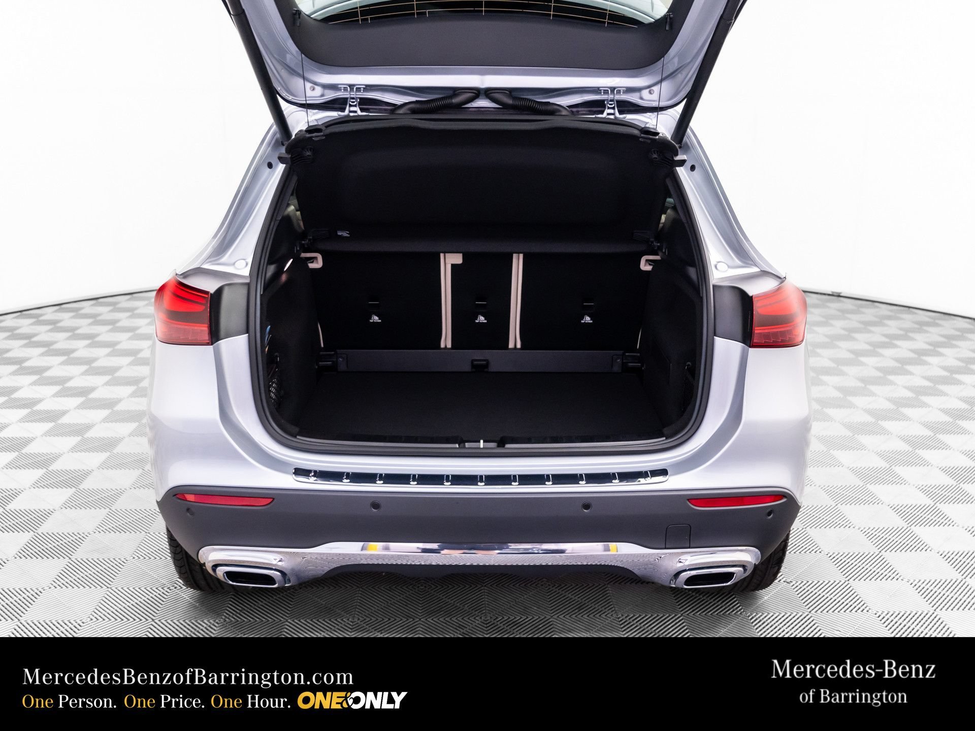 New 2026 Cirrus Silver Metallic Mercedes-Benz GLA 250 image 83