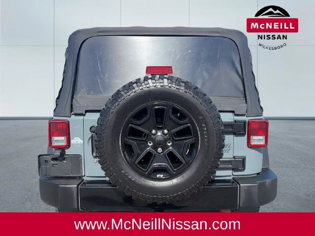 New 2015 Gray Jeep Sport image 7