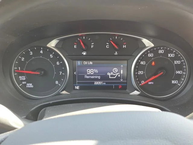 Used 2023 Marine Metallic GMC SLE image 28