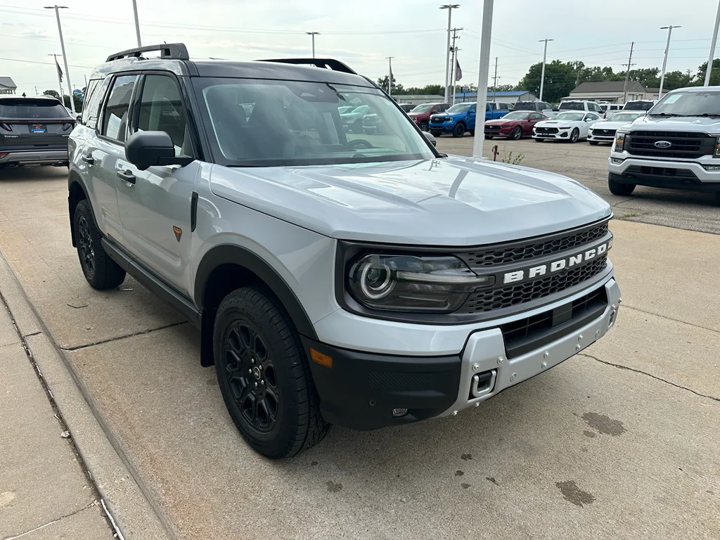 New 2026 Space White Metallic Ford Badlands® image 2