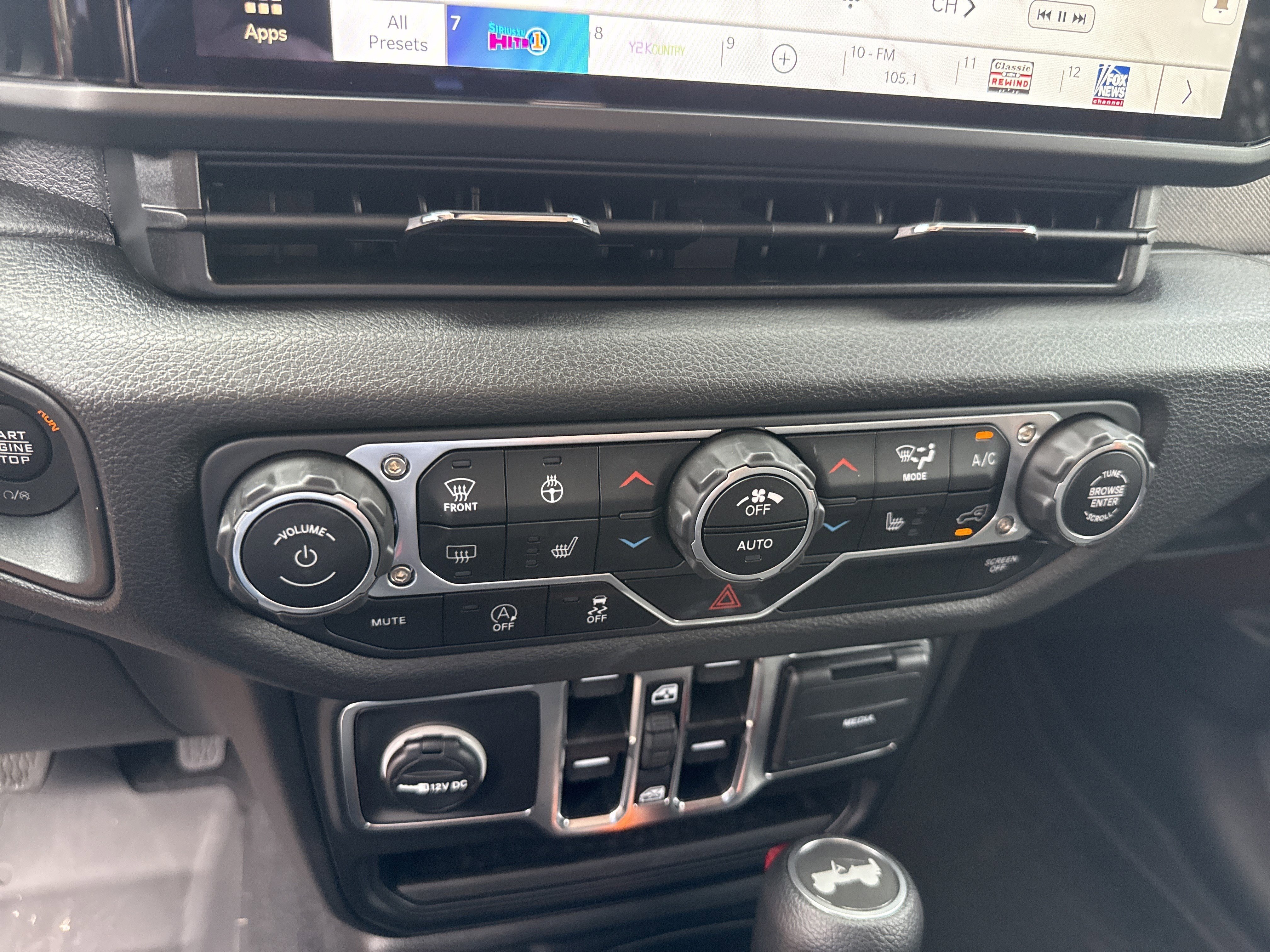 2025 Jeep Wrangler 4-Door Sport S - Photo 30