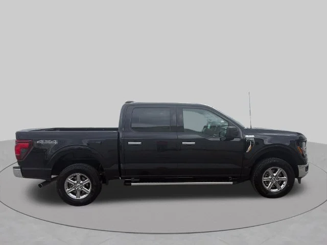 Used 2025 Black Ford XLT image 6