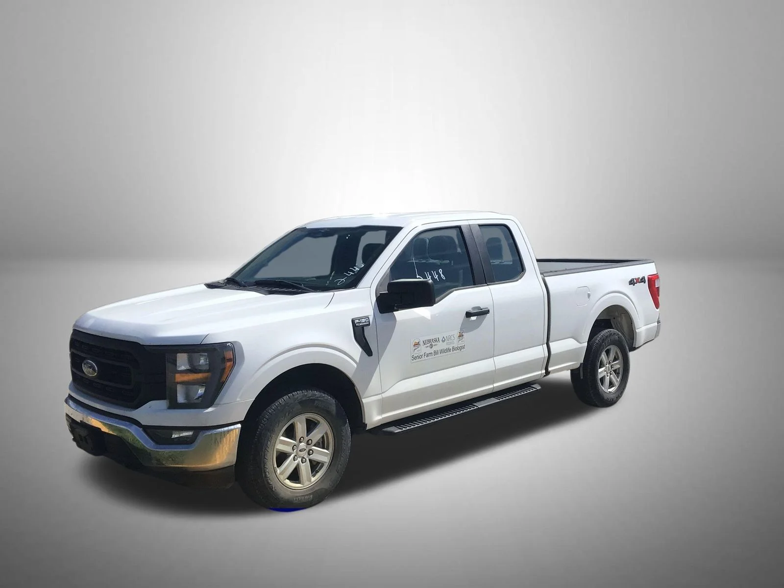 Used 2023 White Ford XL image 2