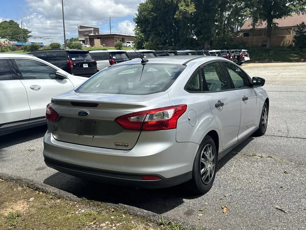 Used 2013 Silver Ford S image 5