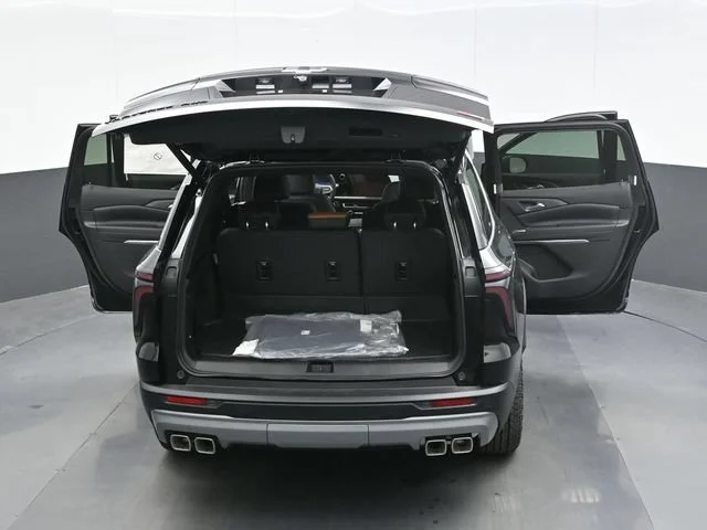New 2027 Mosaic Black Metallic Chevrolet Z71 image 27