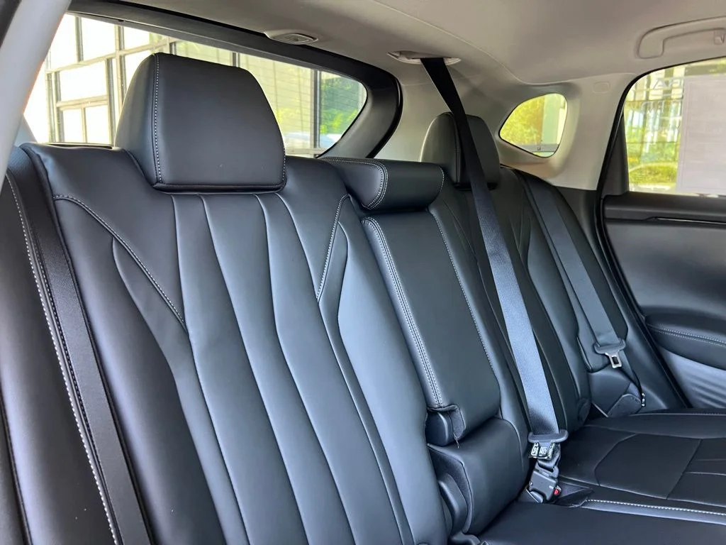 New 2026 Platinum White Pearl Acura AWD image 28